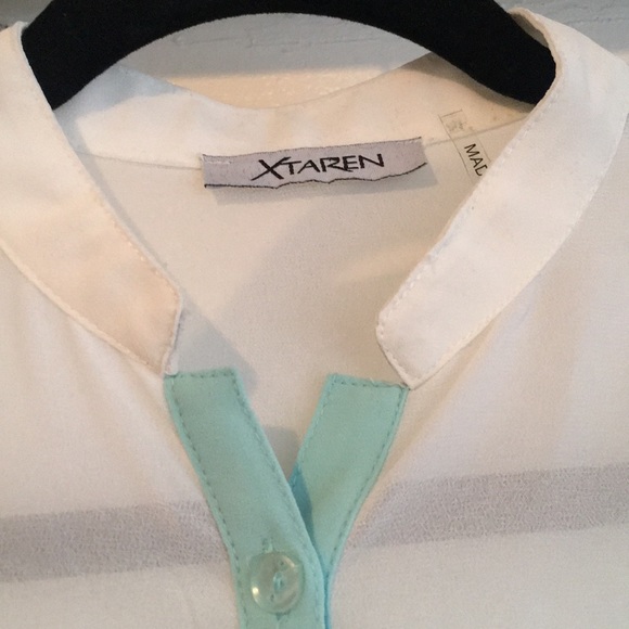 Color block top - Picture 3 of 4